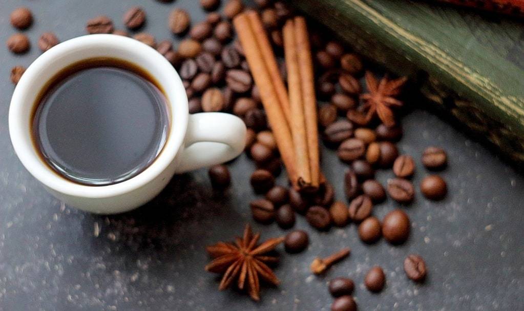 Retrouver de l'énergie sans excès avec le café adaptogène